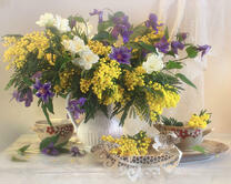 Без бренда «Натюрморт из мимоз и колокольчиков» в Твери